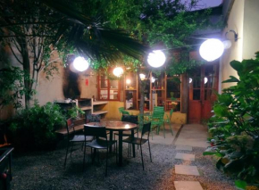 Гостиница Escarabajo Hostel  Вальпараисо
